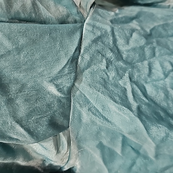 Teal Blouse - Picture 2 of 6